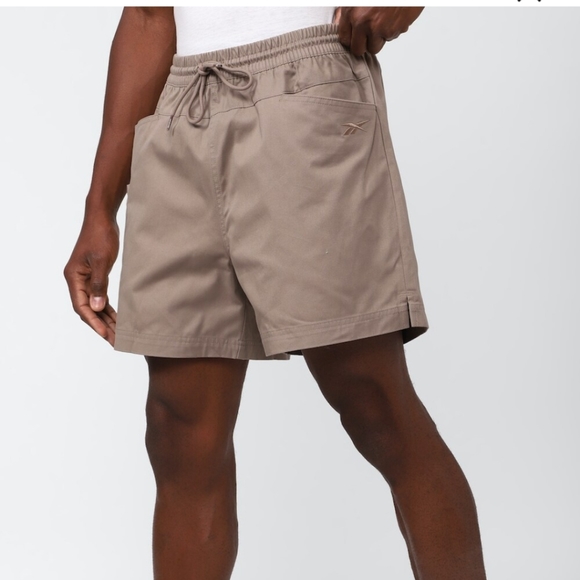 Mens Reebok CL Skate Shorts. - Picture 2 of 4